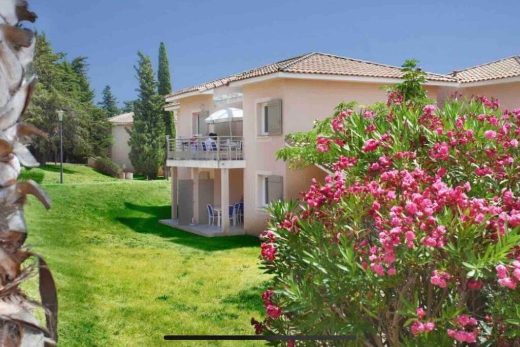 Studio Cosy Residence Odalys 3 Etoiles La Londe-les-Maures Εξωτερικό φωτογραφία